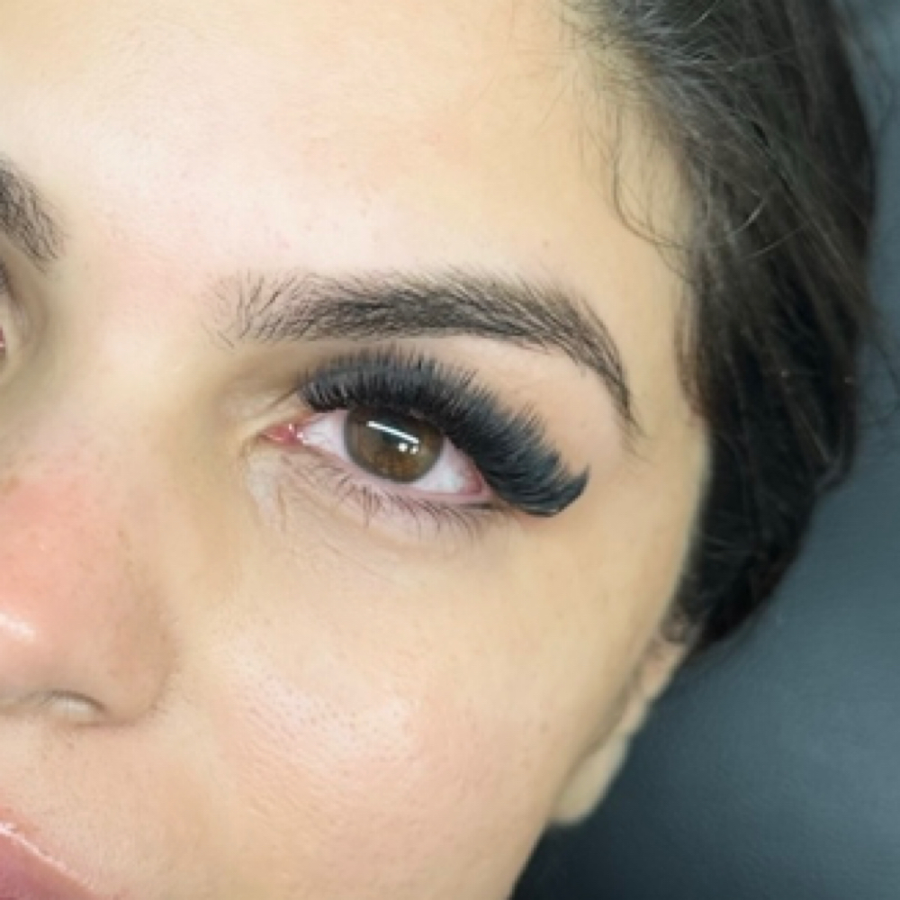Mega Vol. Full Set (NC 20% Off) at Tampa Lash Studio in Tampa, FL