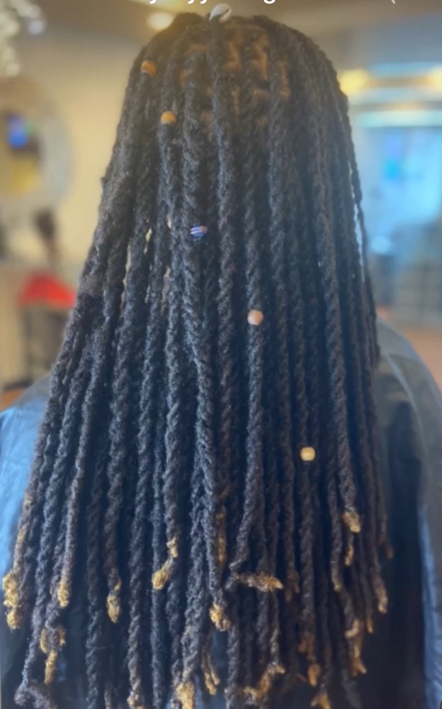 Locs retwist
