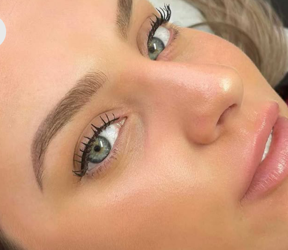 Combo Brows With Microblading