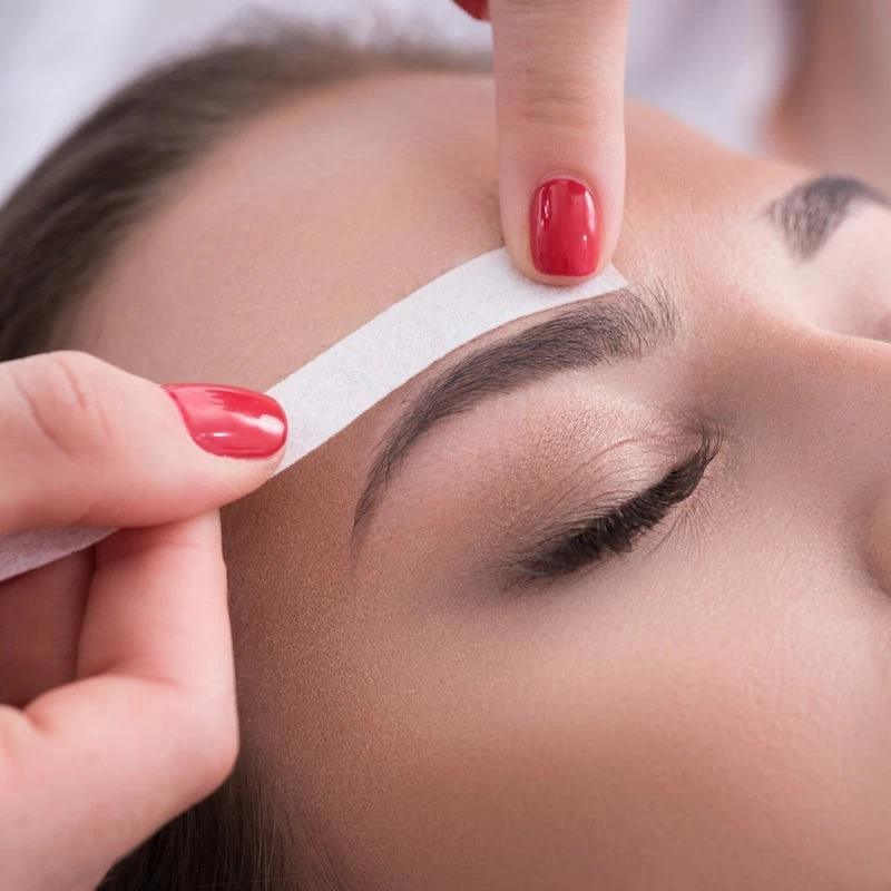 Eyebrow Shaping And Wax