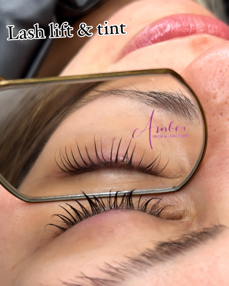 Eyelash lift and tint combo
