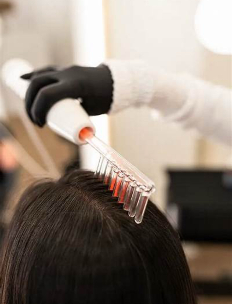 Scalp Awakening + LED Hair Ritual