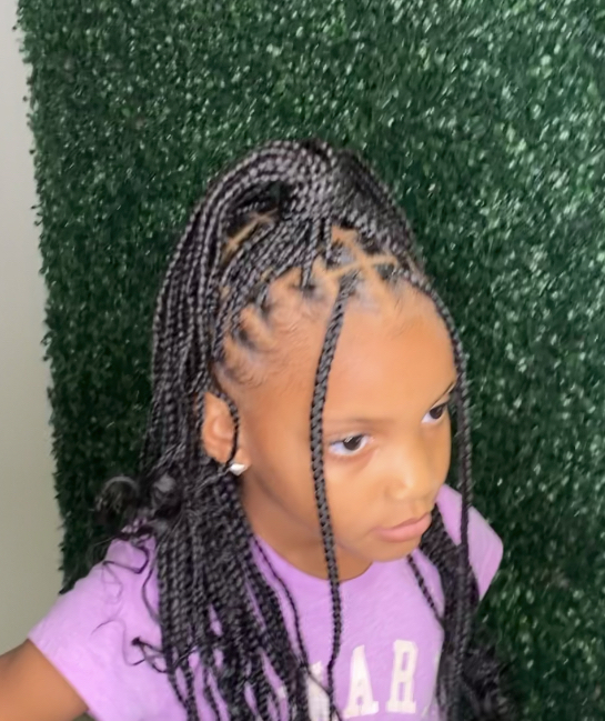 Kids Smedium Knotless Braids