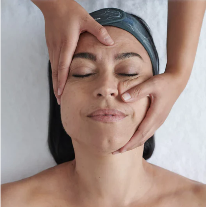 Pro Firm Neck Facial