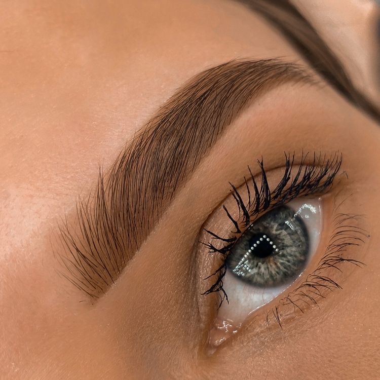 OMBRE BROWS PERMANENT MAKEUP
