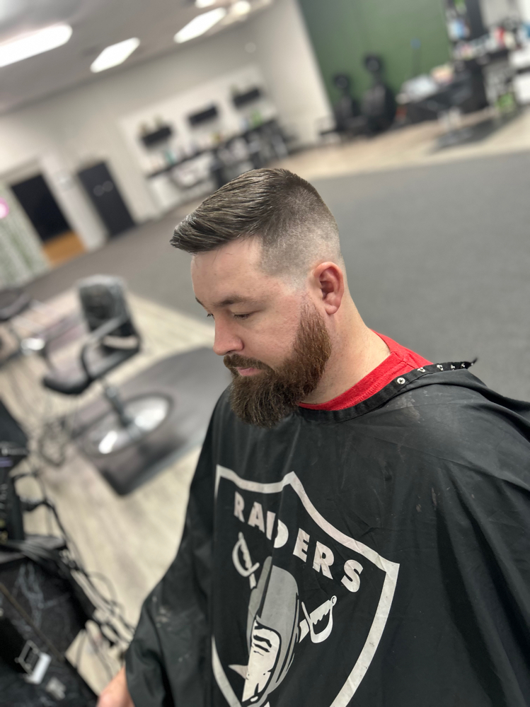 Detailed Haircut, Razor Line Up at Takisha Smoot in Malden, MO