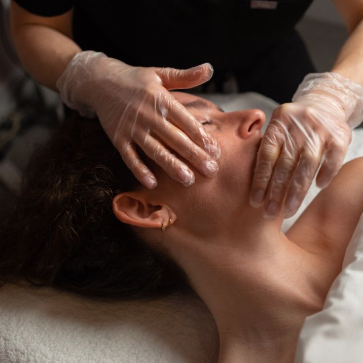 LIFTING FACIAL MASSAGE at Facial Massage in New York, NY