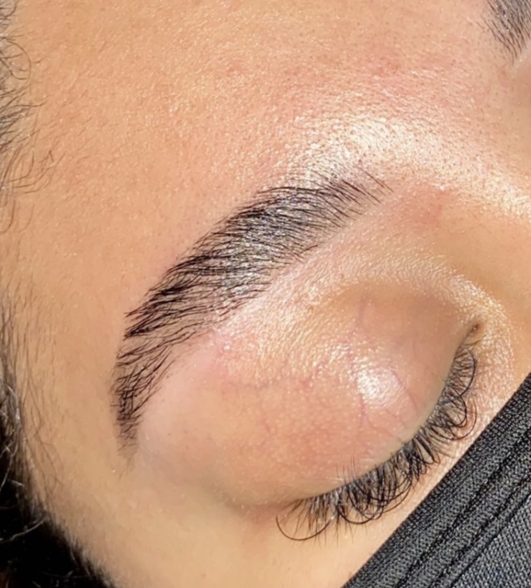 Brow Lamination & Tint