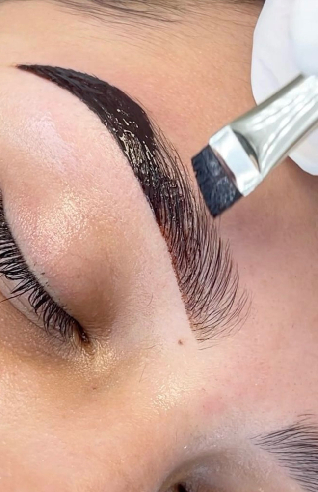 Brow Wax & Tint