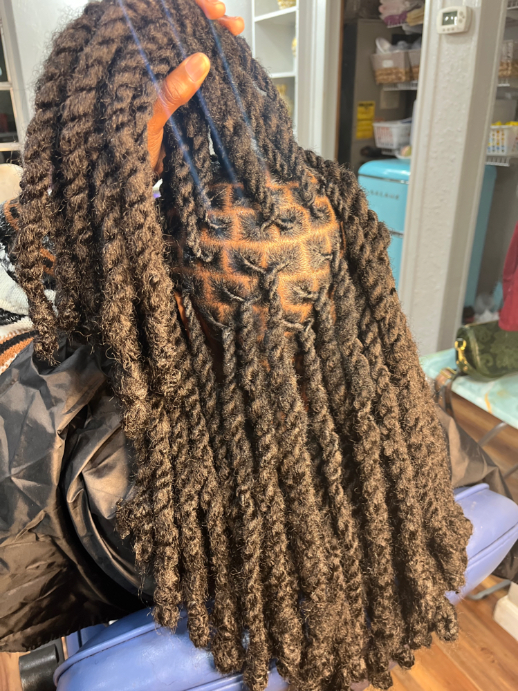 Marley Twist ( WITH DREADS ) Small