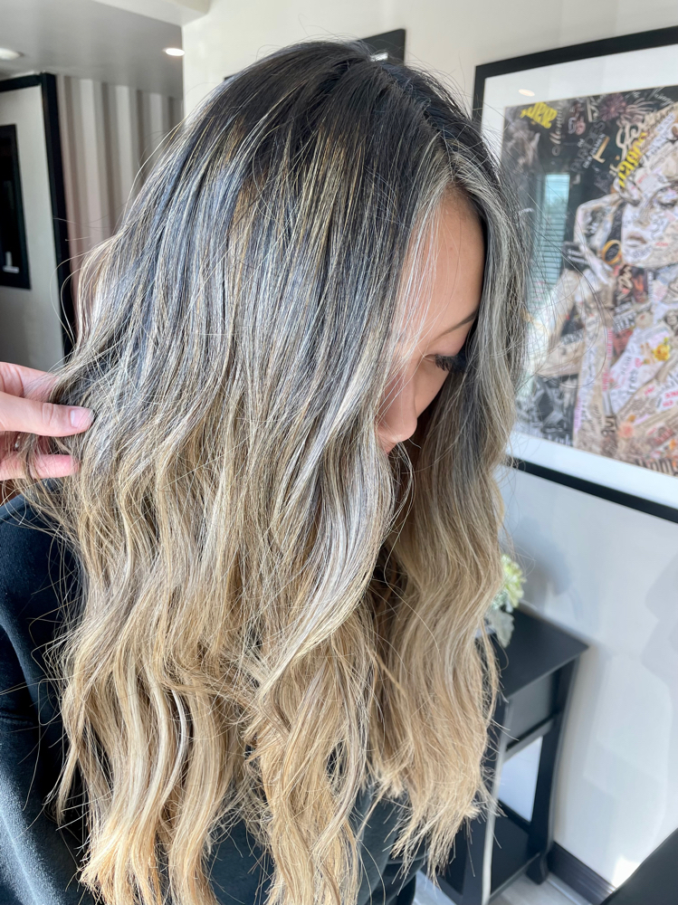Lived In Blonde/ Balayage