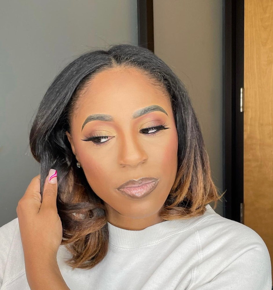 Makeup Application 1 On 1 On Self