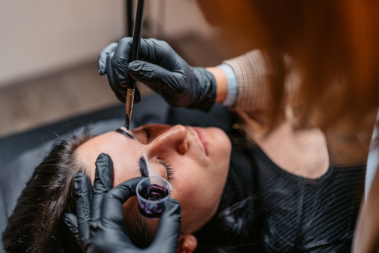Brow Tinting