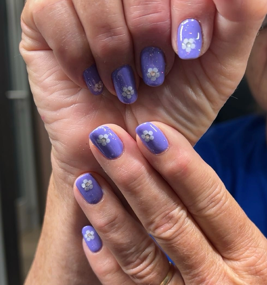 Lacquer (Regular Polish) Manicure at Cloud 9 Nails LLC in Madison, OH