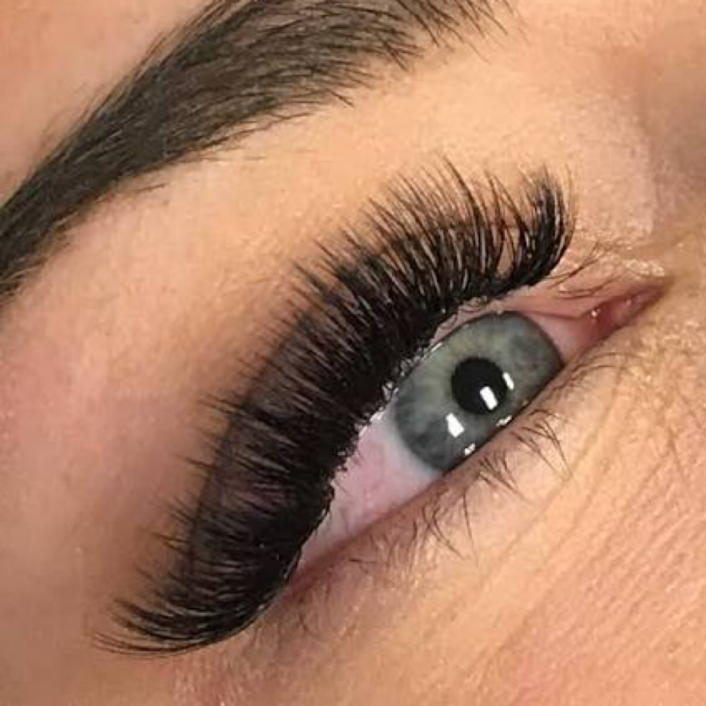Volume Set at Lash by Xu in HOUSTON, TX