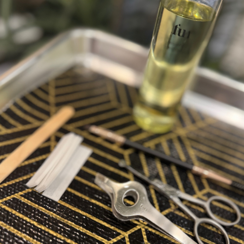 Lip Wax at Mana’s Hair And Beauty in Jacksonville, FL