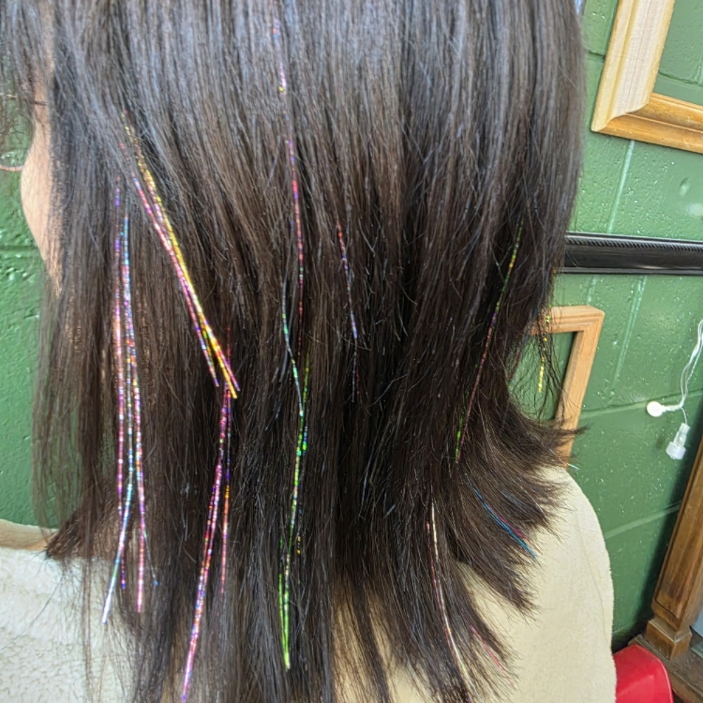 Tinsel. 20 Stands at Shearmagic Hair in Richland, WA