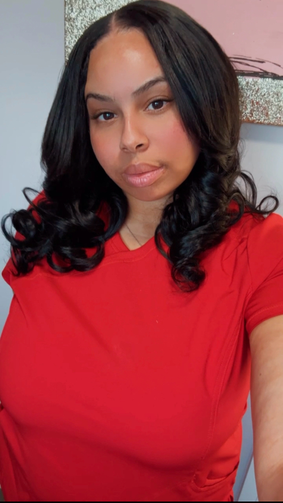 Shampoo & Press at Touchbyjay in Chicago, IL