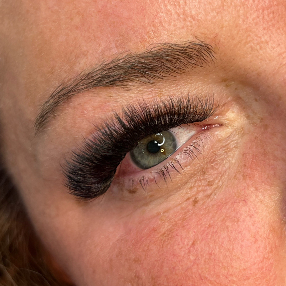 MEGA Volume Lash Ext. Full Set