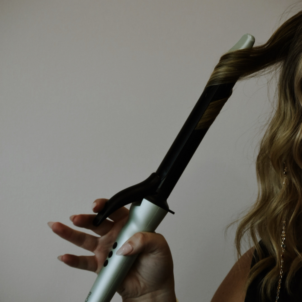 Shampoo Style at Ella Quincy in Plainfield, IN