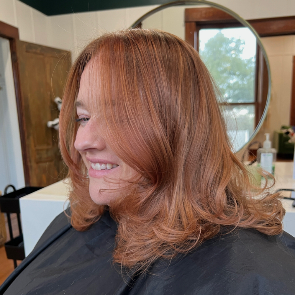 Gloss/toner at Tatumdoesmyhair_ in Buda, TX