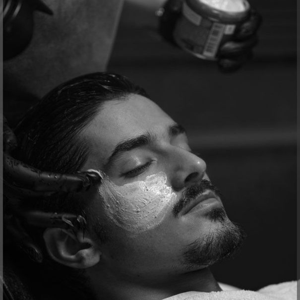 The Gentleman’s Signature Facial at Desired Skyn Aesthetics in Commack, NY