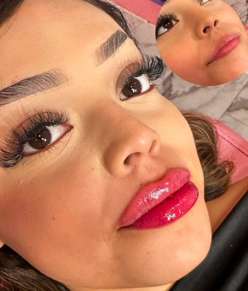 Kissable Mini Lips at Kissable Curves in TX, TX