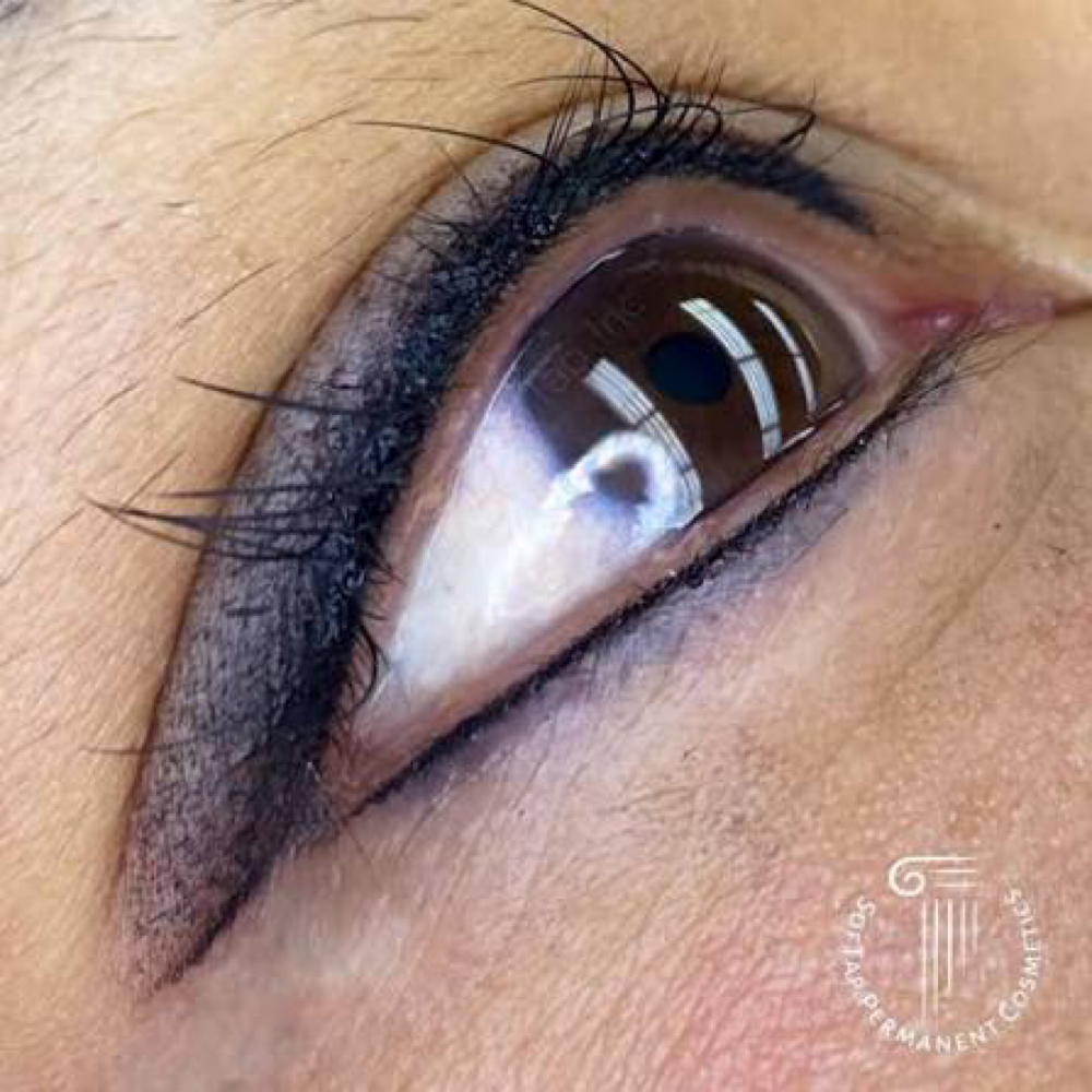 Soft tap Eyeliner at Gloss N Bare Studio in Midvale, UT