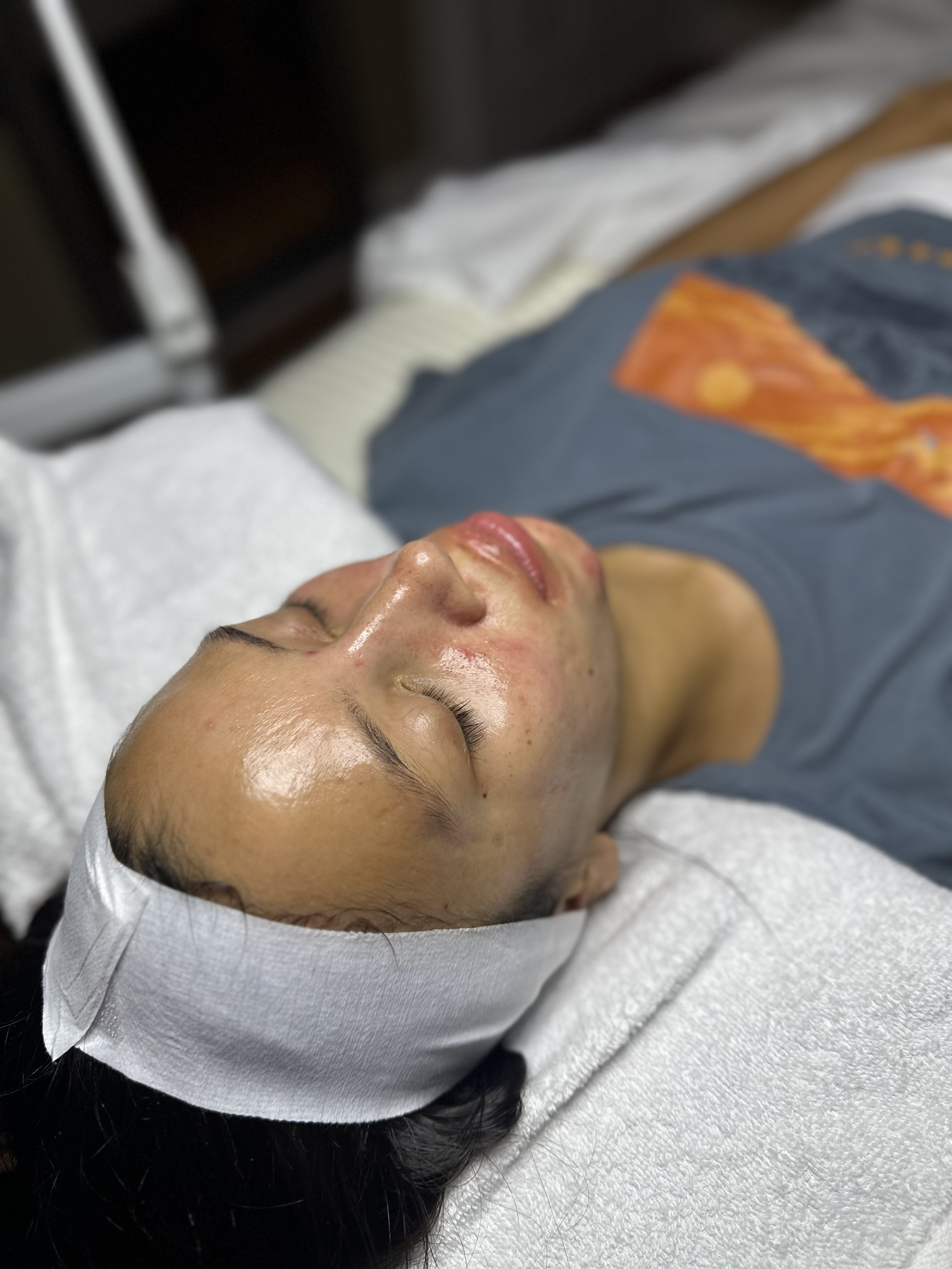Clarifying Pore Facial