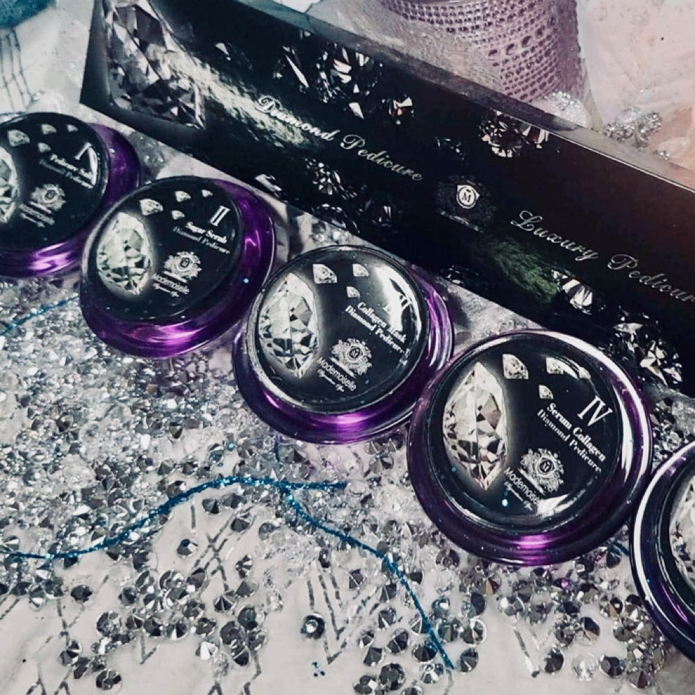 Kids Diamond Pedicure at Lily Nails Studio in Columbus, OH