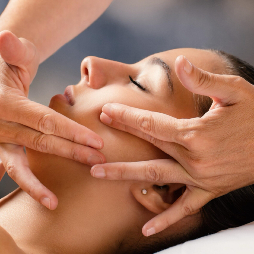 Velvet Skin Facial Massage