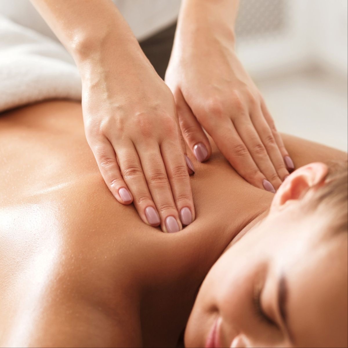 Back Facial at Skin Fix Aesthetics LA in Studio City, CA