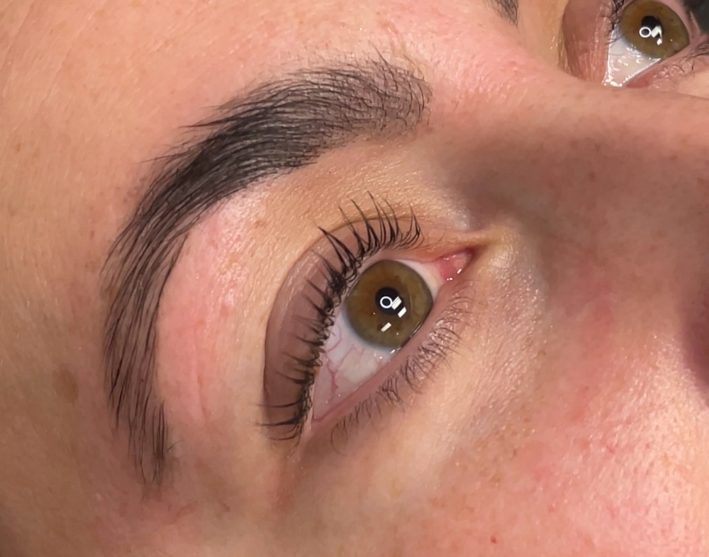 Lash Lift And Tint