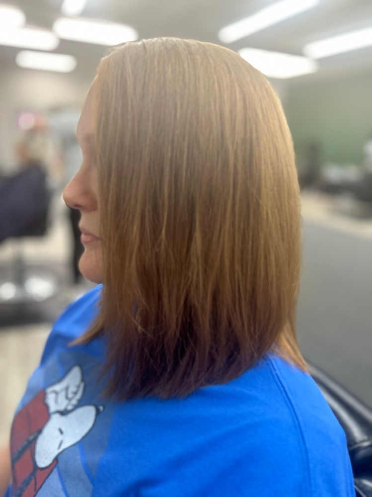 Women Haircut at Takisha Smoot in Malden, MO