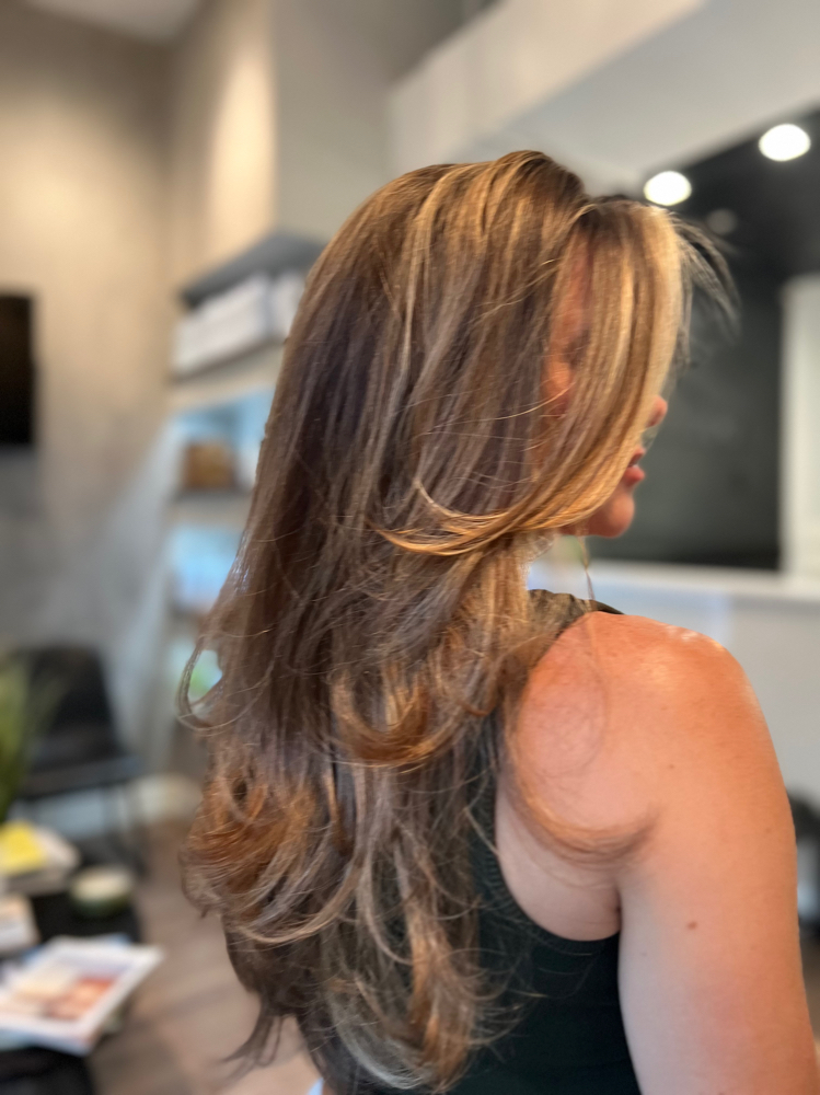 Women’s haircut