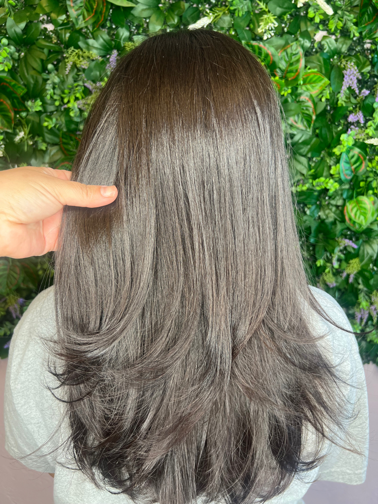 Shampoo, Haircut & Blowdry Style