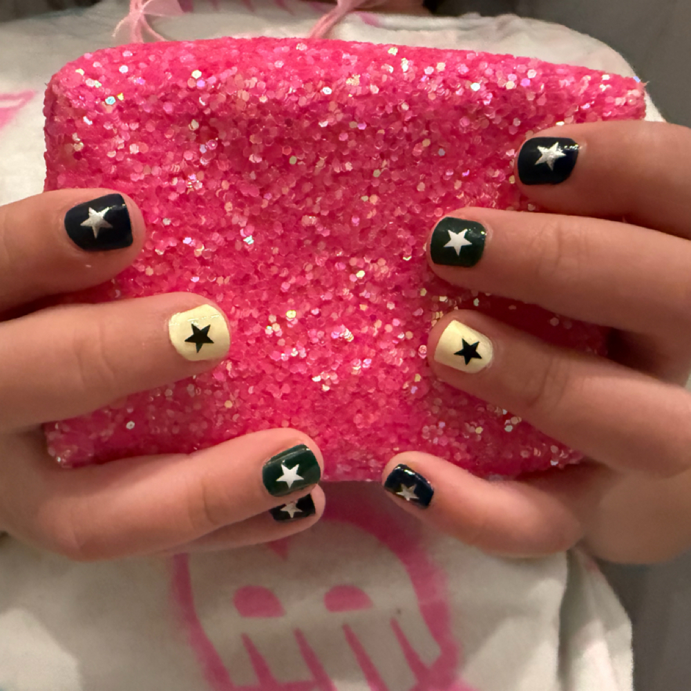 Polish Change Hands at Nail Time with Victoria in Rockville, MD