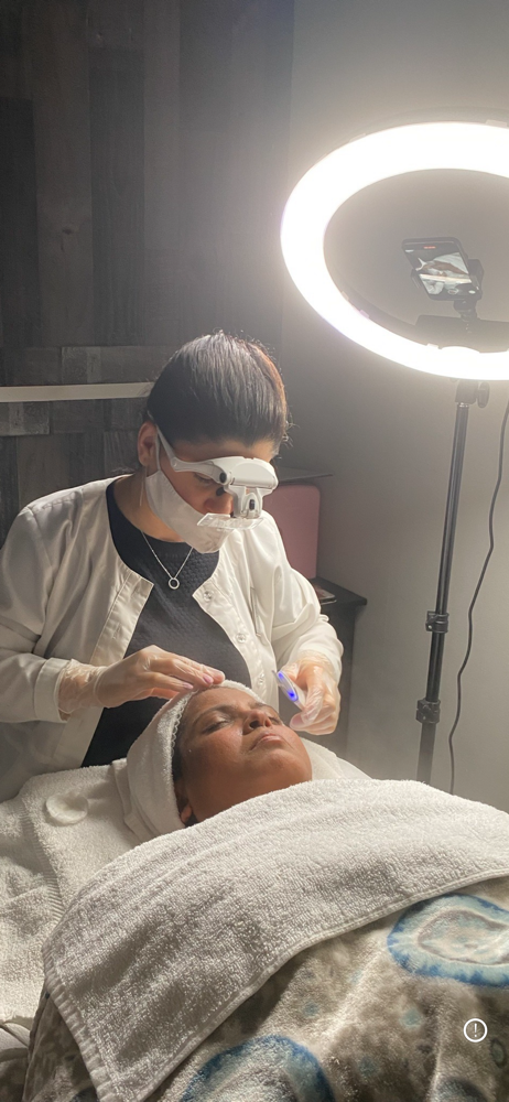 Deep Cleansing Facial (Extractions)