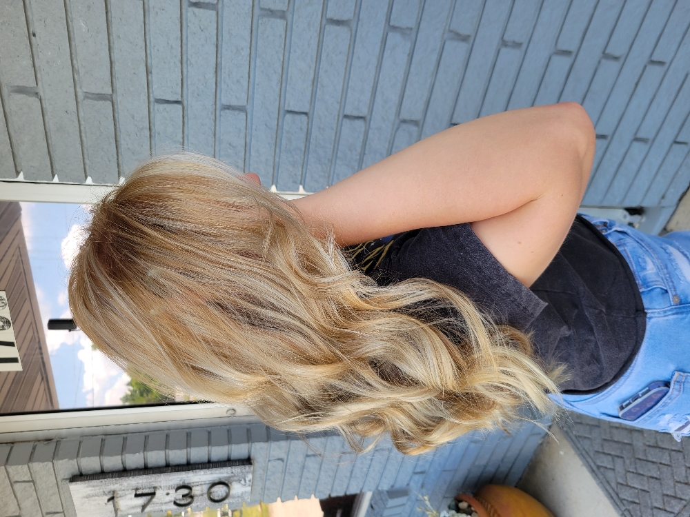 Highlight Partial at Makeovers by Mel LLC in Powell, TN