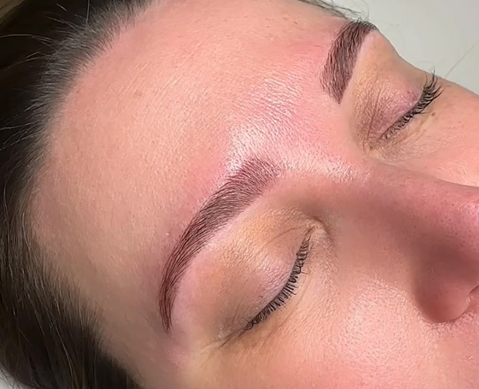 Brow Tinting