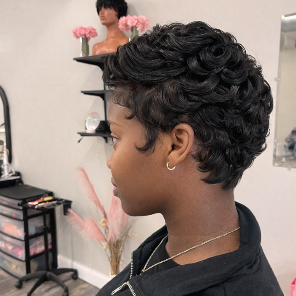 Chemical Services at Tishabeautynhair in Lorain, OH