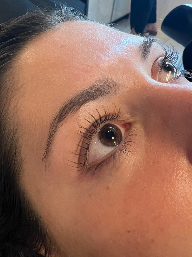 Lash Lift And Tint