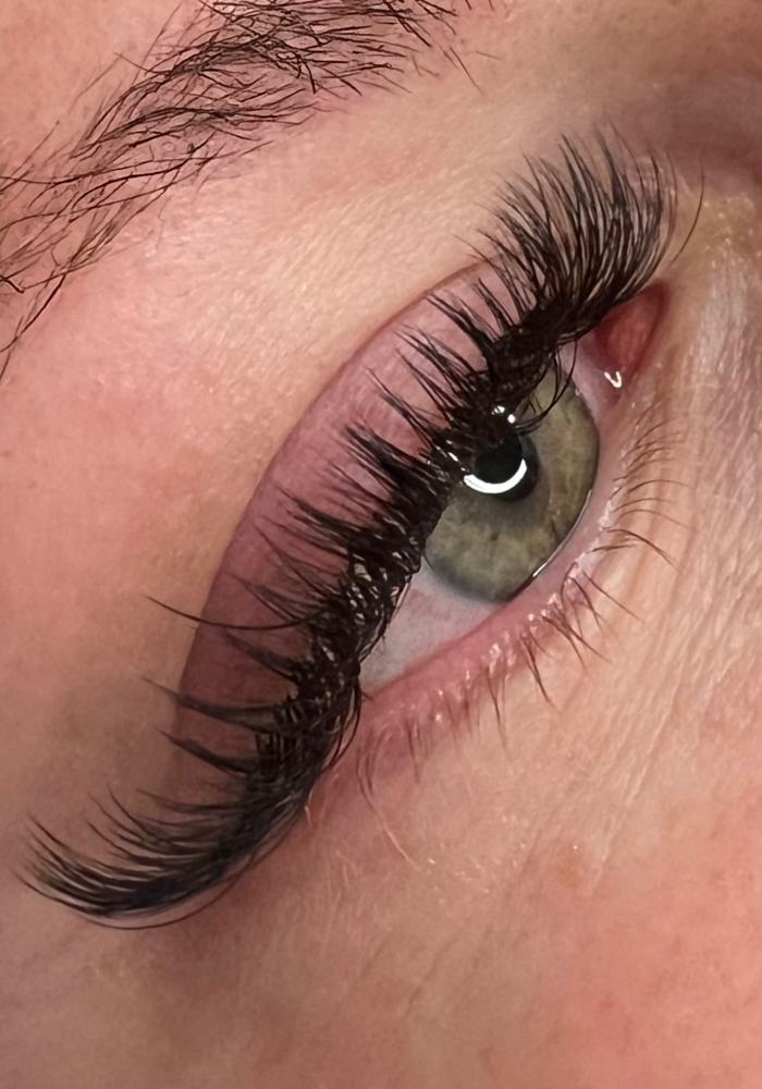 Hybrid Lash Extensions Full Set