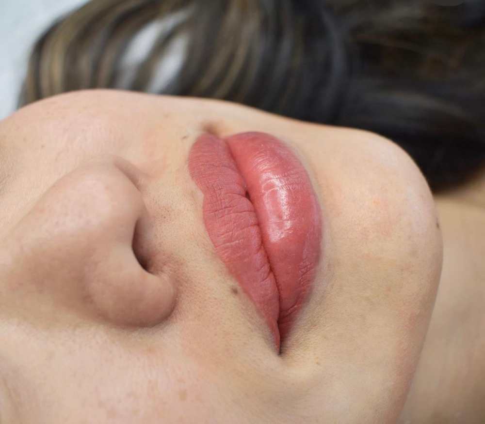 💧 Collagen Lip Infusion