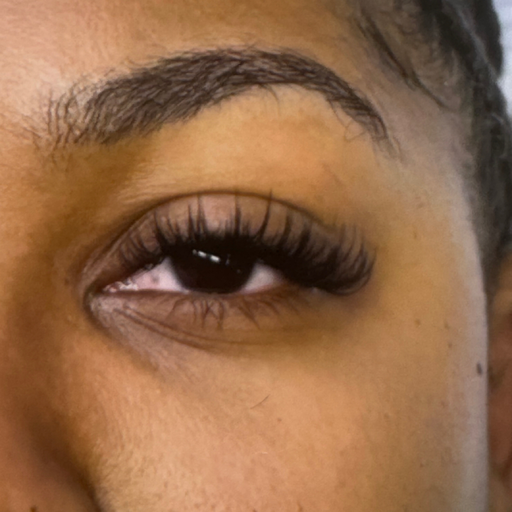 Wet Set | Classic at Poised Beauty Co. in Kansas City, KS