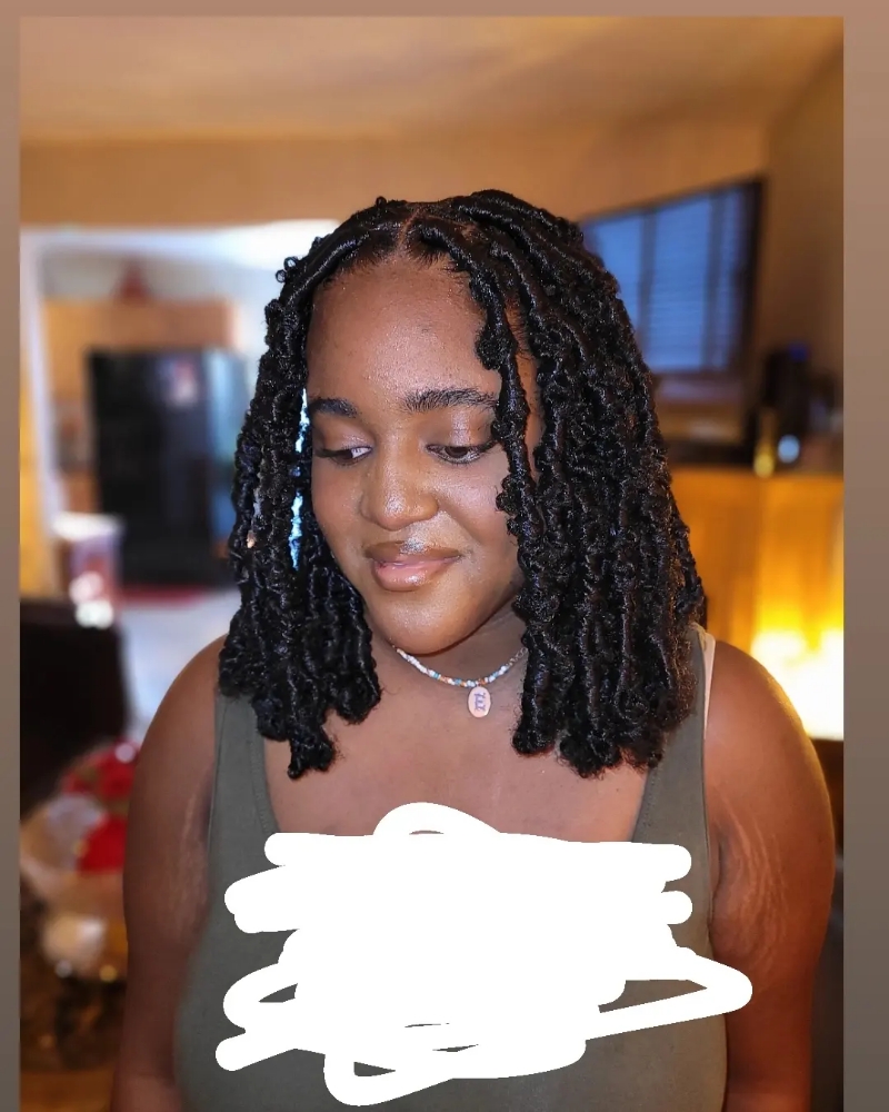 Butterfly Locs (Medium)
