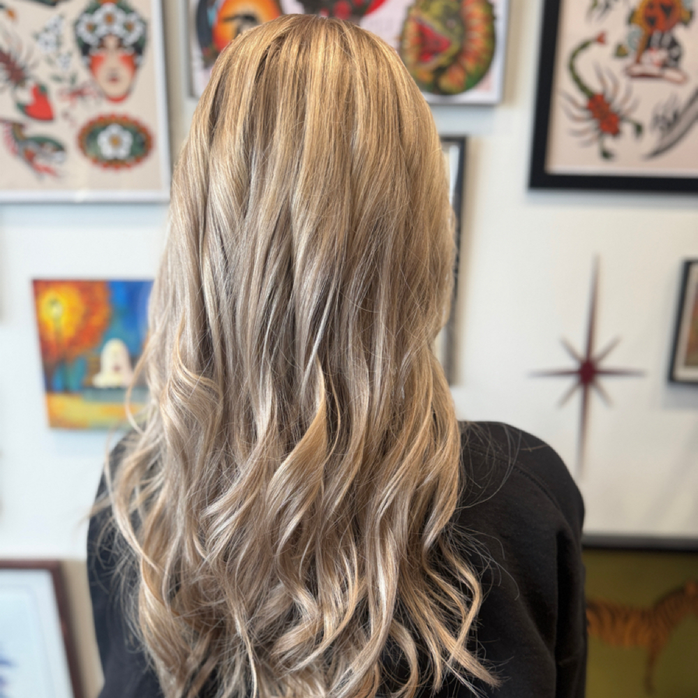 Full Highlighting at Starling Hair Studio in Schaumburg, IL
