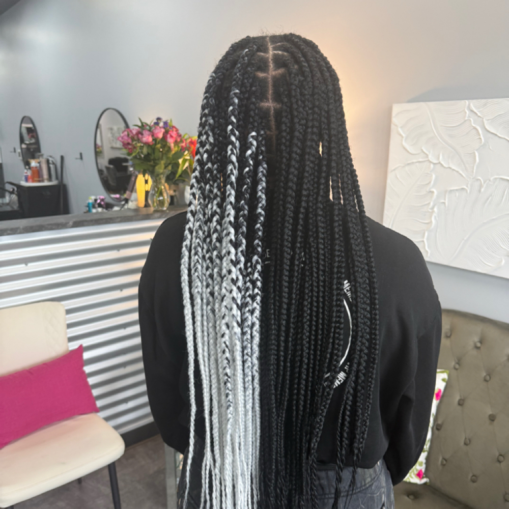 Knotless Long Big Box Braids at Nini braids at TL Design in Beaverton, OR