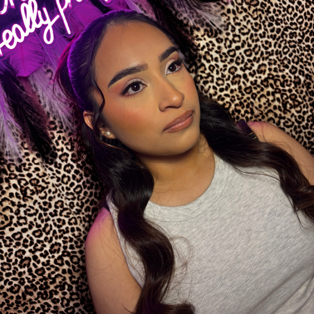 𝑯𝑨𝑰𝑹 & 𝑴𝑨𝑲𝑬𝑼𝑷 𝑷𝑹𝑶𝑴O🎀 at Glammedbycamvv in Alamo, TX