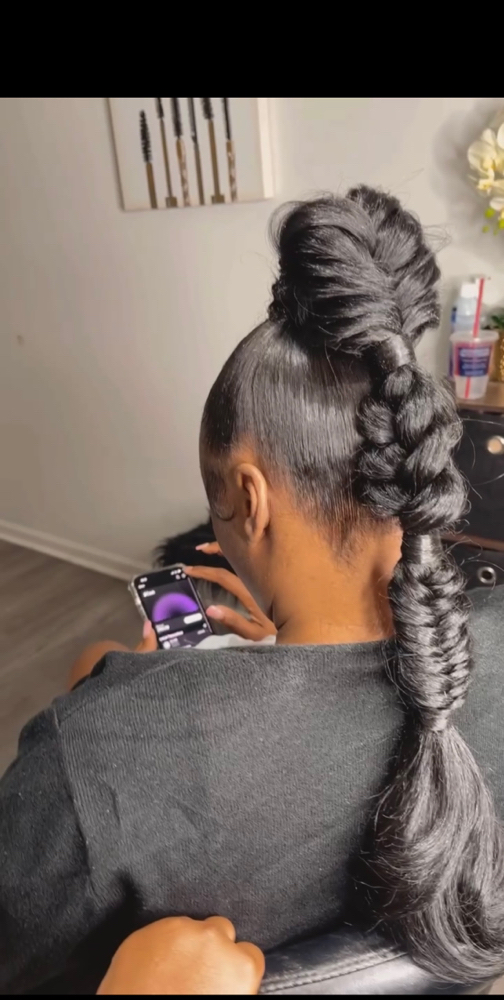 Pretty Extravagant Ponytail